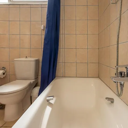 Agiazi Beachfront 하니아