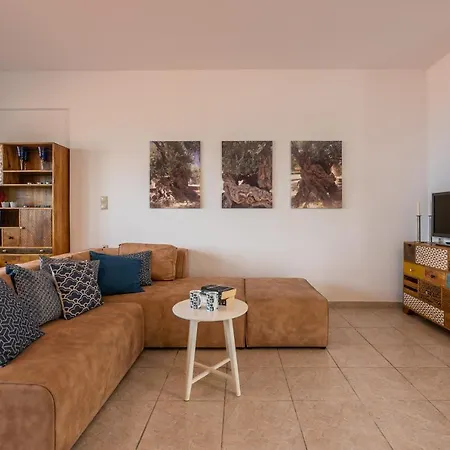 Agiazi Beachfront *