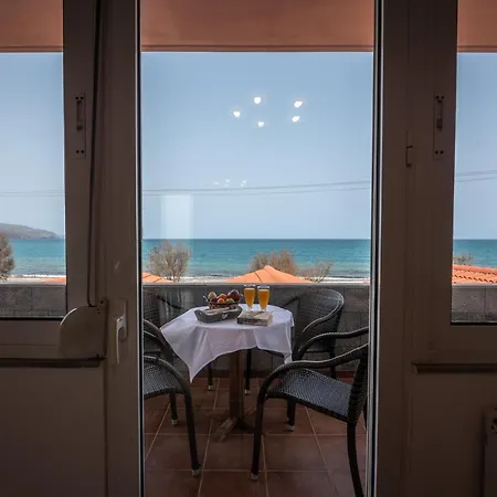 Appartement Agiazi Beachfront