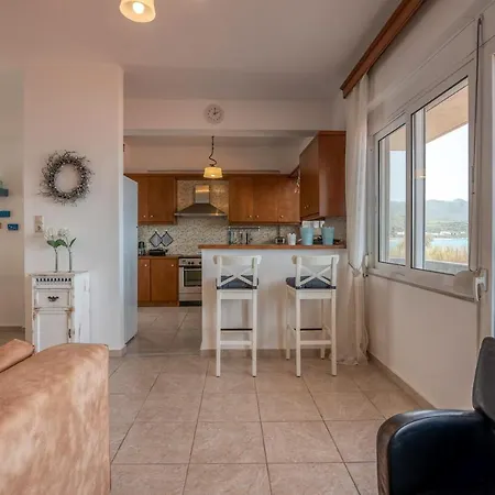 Appartement Agiazi Beachfront