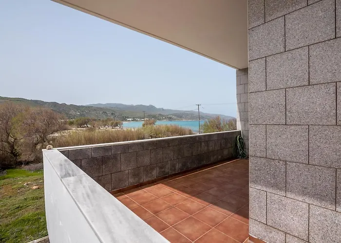 아파트 Agiazi Beachfront