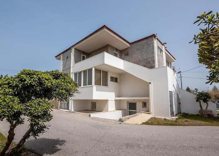 Agiazi Beachfront Διαμέρισμα